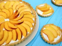 Lowcountry Peaches and Cream Pie 