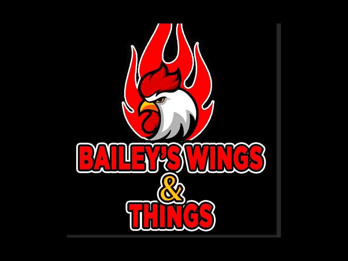 Wings and fried seafood to go from Bailey’s Wings & Things on Highway 174, Edisto Island