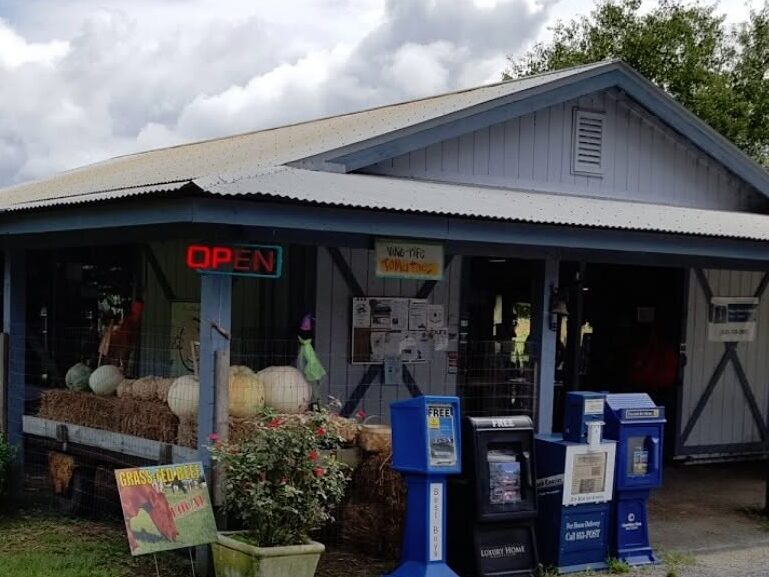 King’s Farm Market roadside farm market on SC-174, Edisto Island